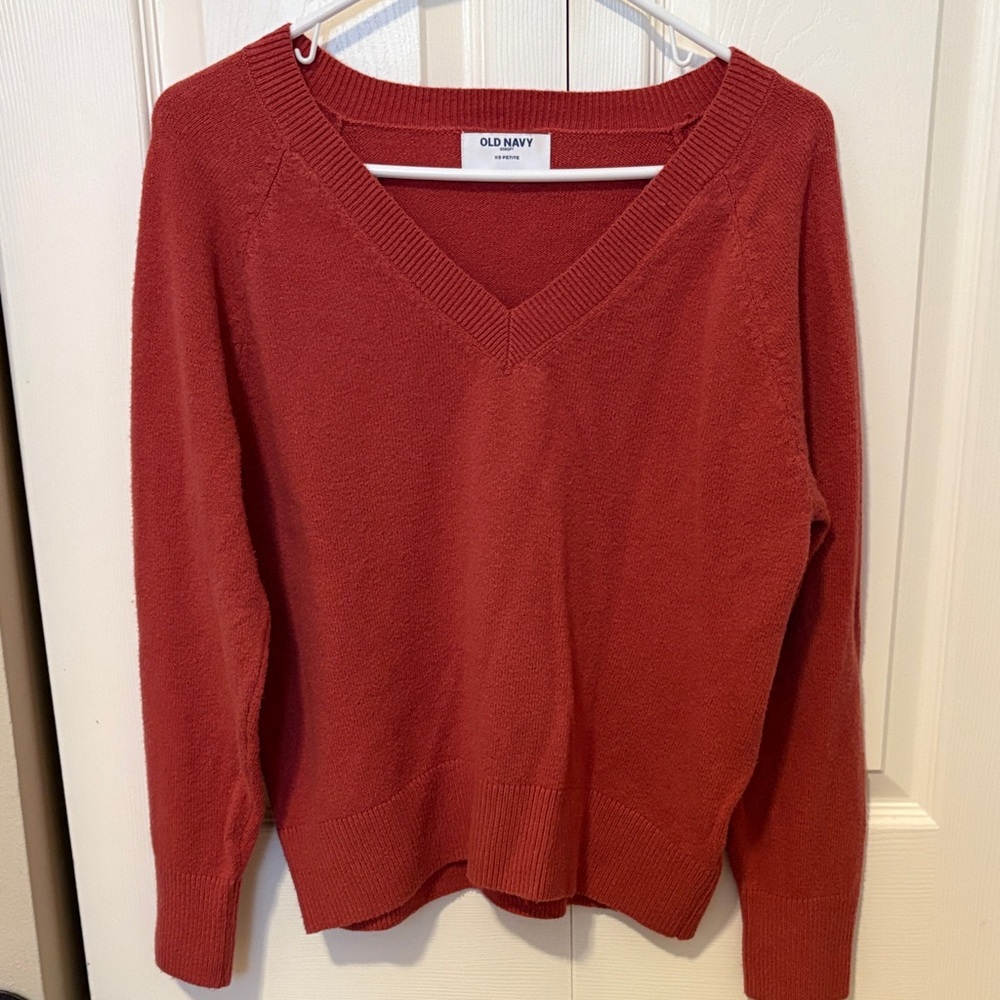 Old Navy Women's V-Neck Sweater
